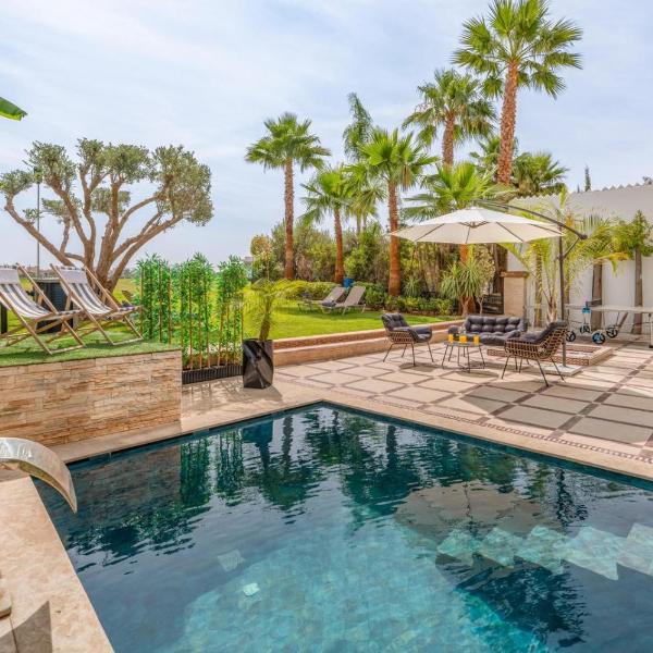 M revasion 5 bedroom villa facing golf course breakfast included
