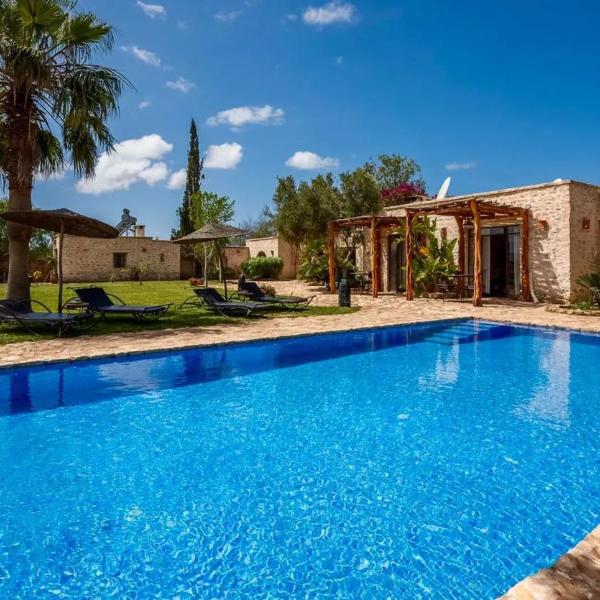 Spacious Villa in Essaouira with Pool